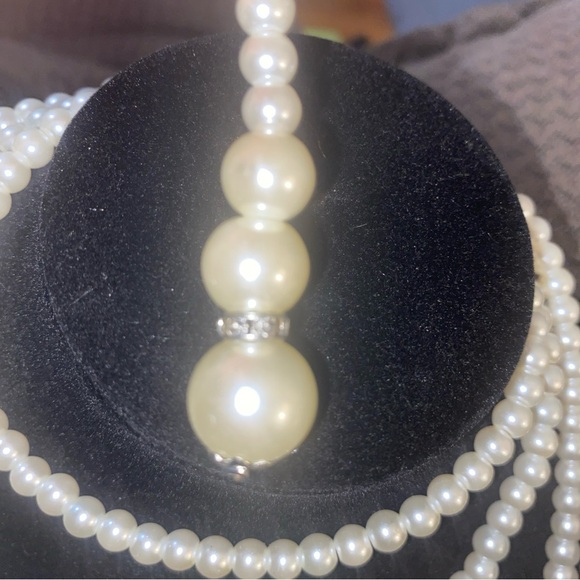 Pearl Lariat Necklace Stylish and Unique - Picture 6 of 7